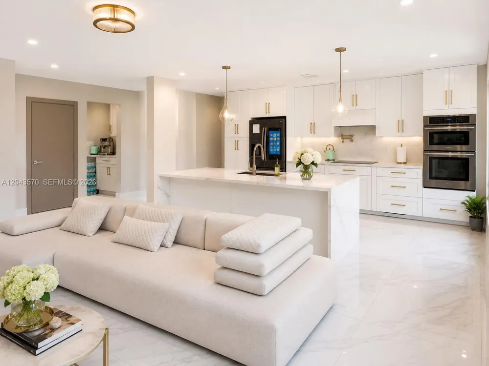 85 Gables Blvd Weston, FL 33326
