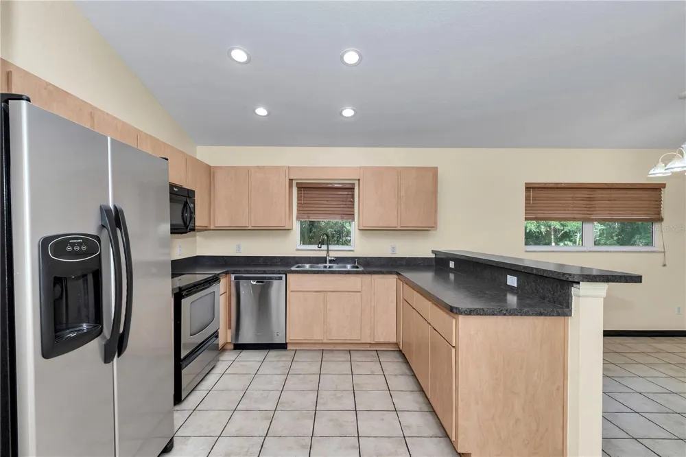 21497 NW 75TH AVENUE Micanopy, FL 32667
