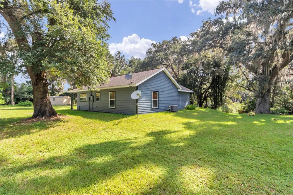 21497 NW 75TH AVENUE Micanopy, FL 32667
