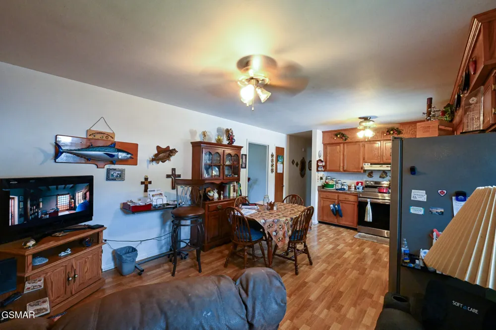 220 Pinedale Street Maryville, TN 37801