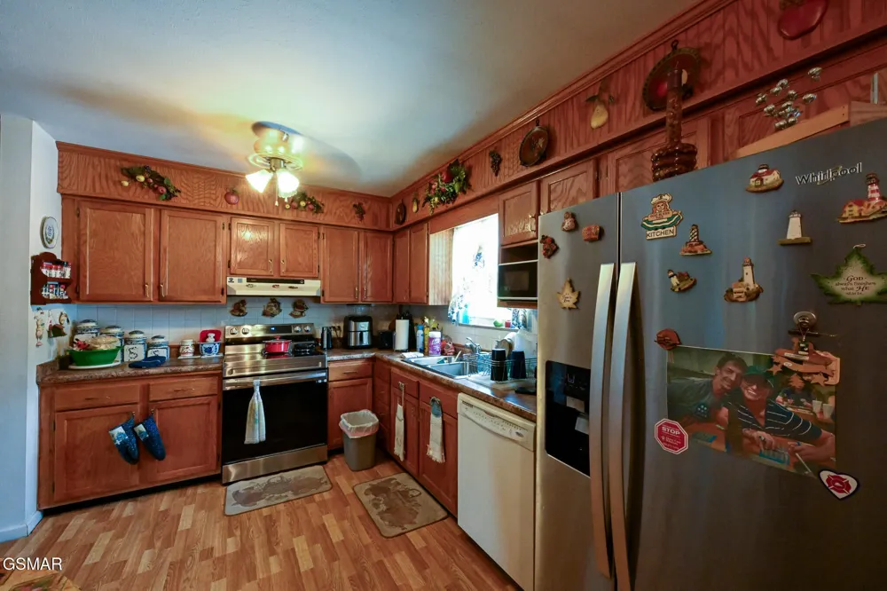 220 Pinedale Street Maryville, TN 37801