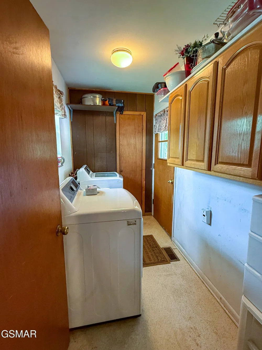 220 Pinedale Street Maryville, TN 37801