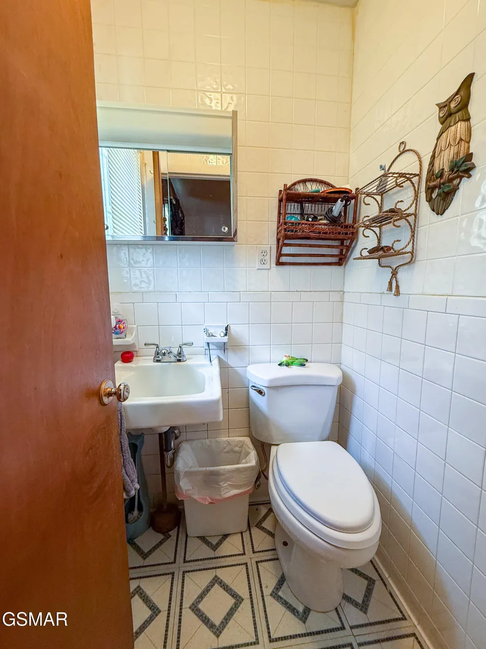 220 Pinedale Street Maryville, TN 37801
