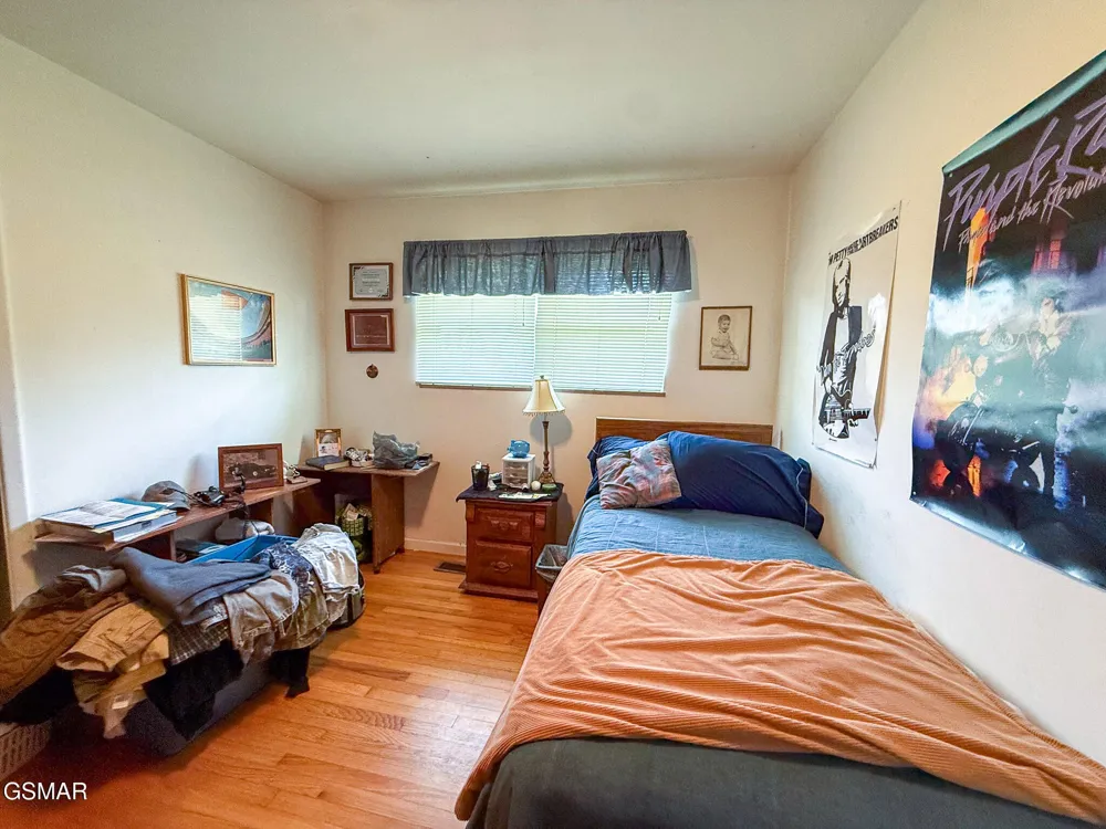 220 Pinedale Street Maryville, TN 37801