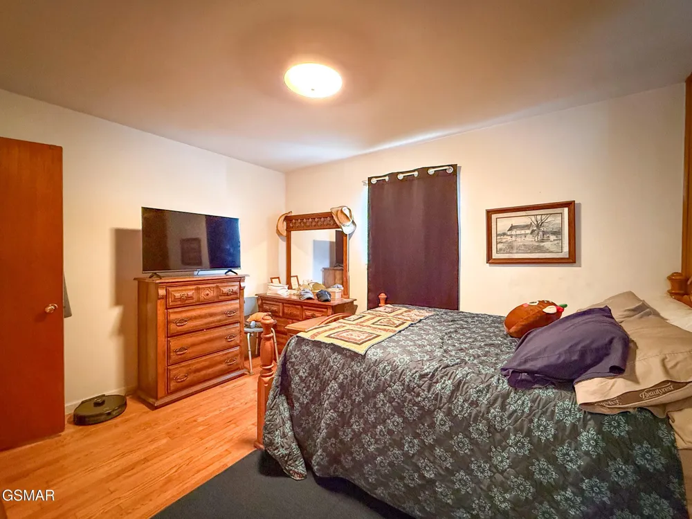 220 Pinedale Street Maryville, TN 37801