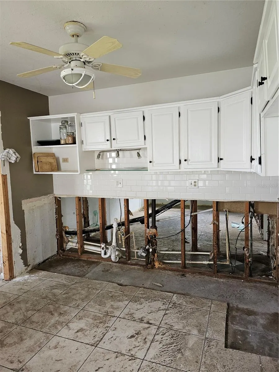 105 COLONIA LANE W Nokomis, FL 34275