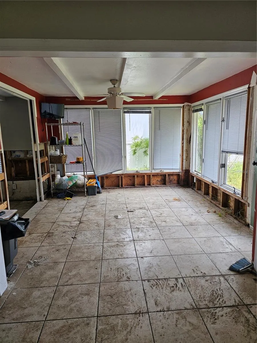 105 COLONIA LANE W Nokomis, FL 34275