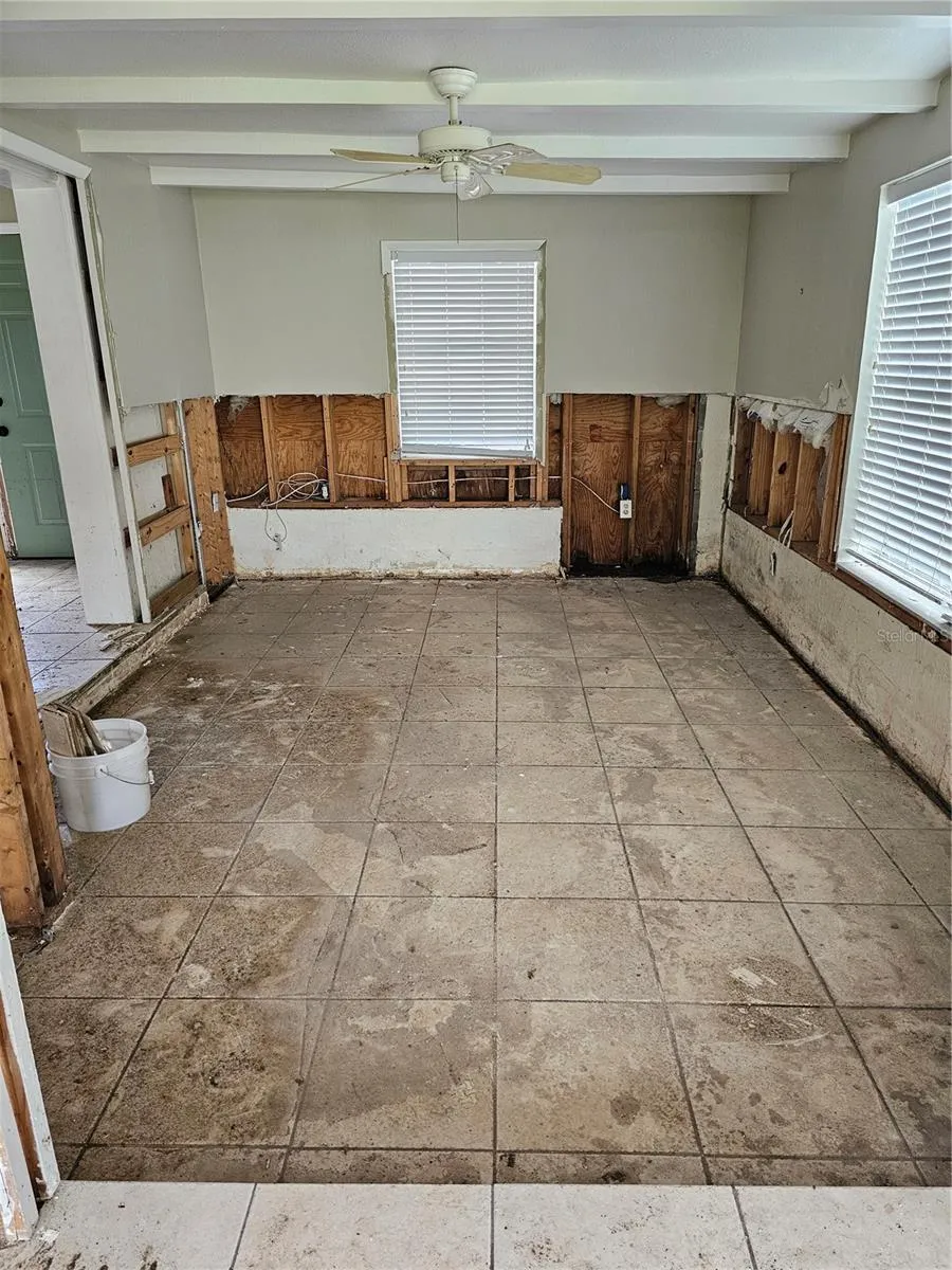 105 COLONIA LANE W Nokomis, FL 34275