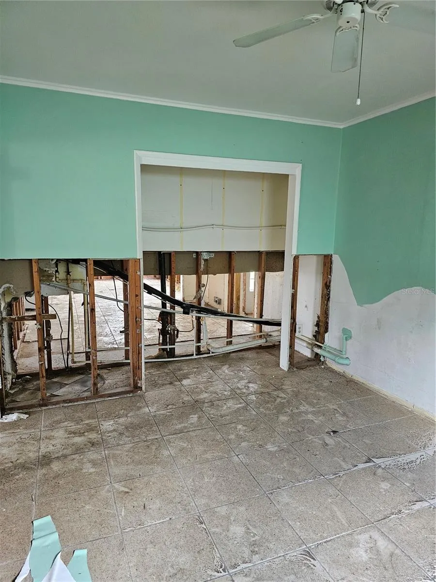 105 COLONIA LANE W Nokomis, FL 34275