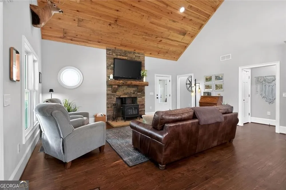 4802 Colham Ferry RD Watkinsville, GA 30677