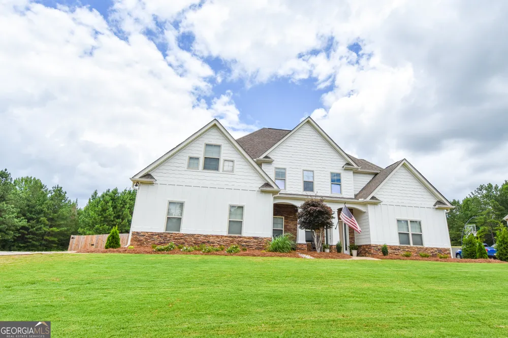 383 Walden Pond WAY Senoia, GA 30276