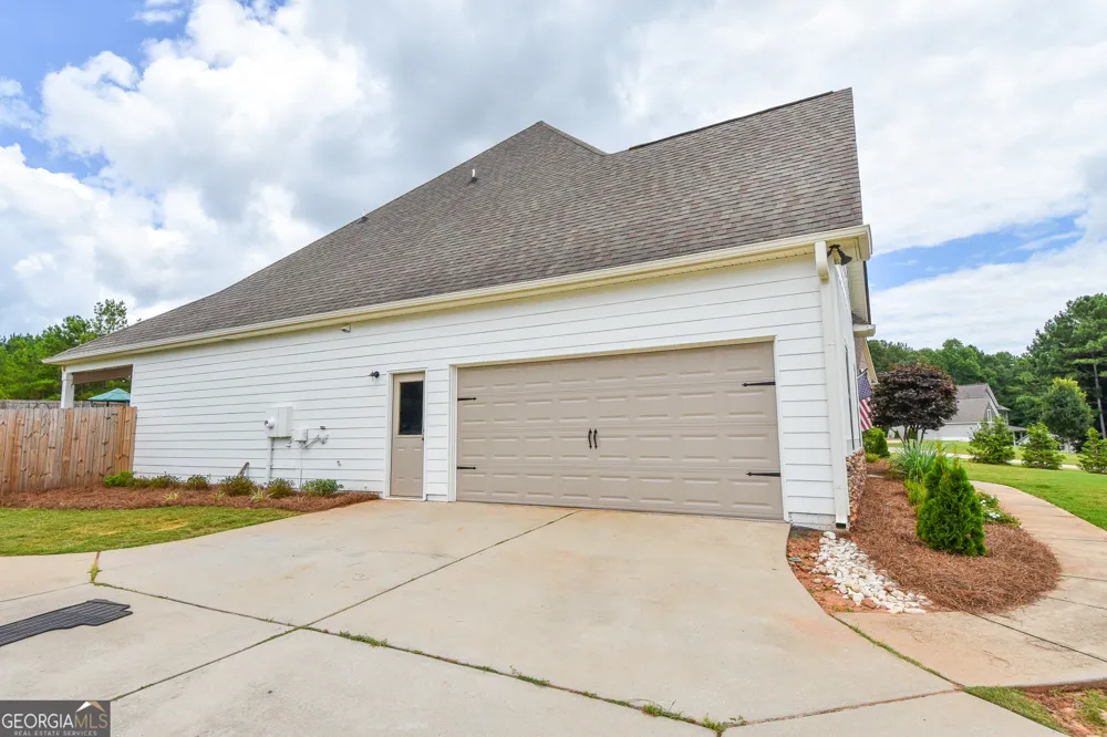 383 Walden Pond WAY Senoia, GA 30276