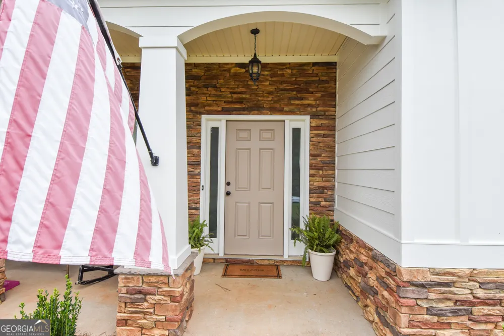 383 Walden Pond WAY Senoia, GA 30276