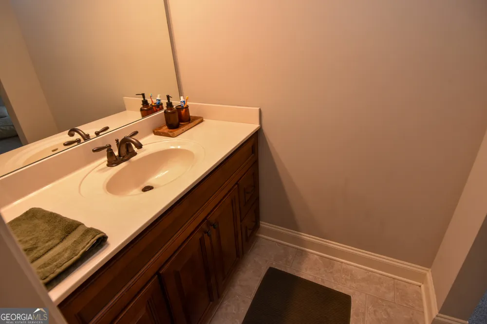 383 Walden Pond WAY Senoia, GA 30276