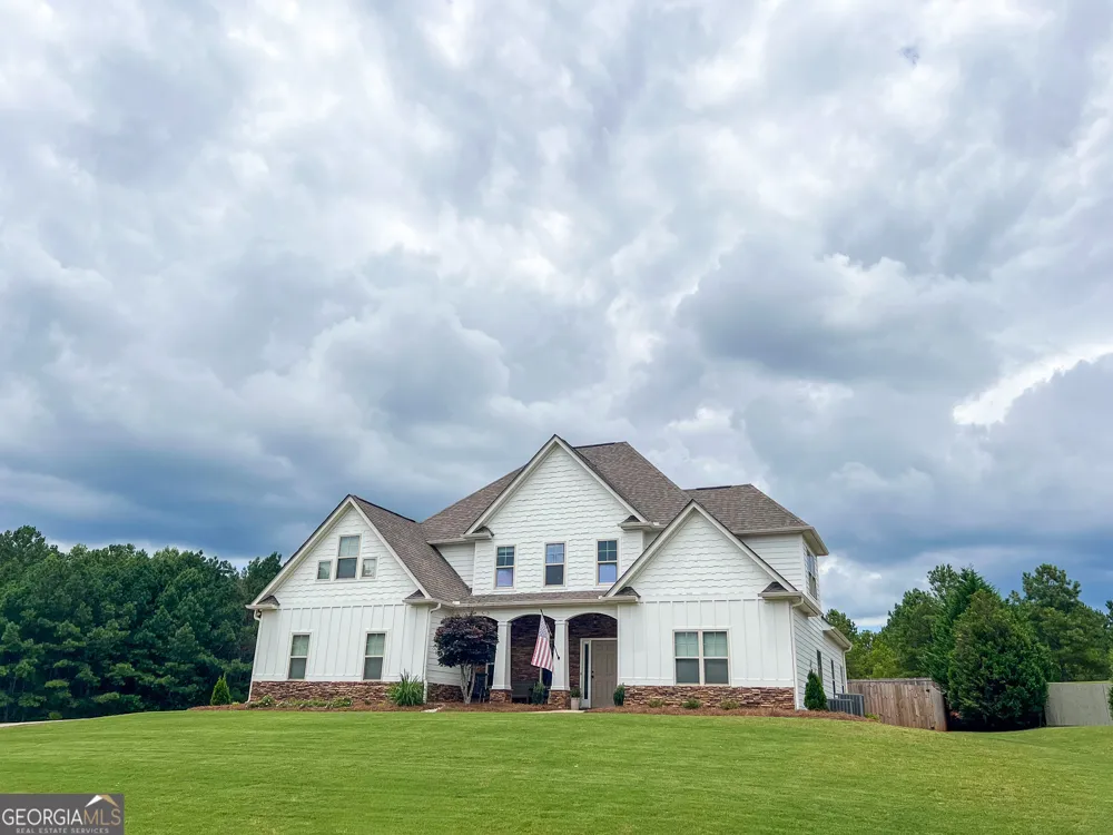 383 Walden Pond WAY Senoia, GA 30276