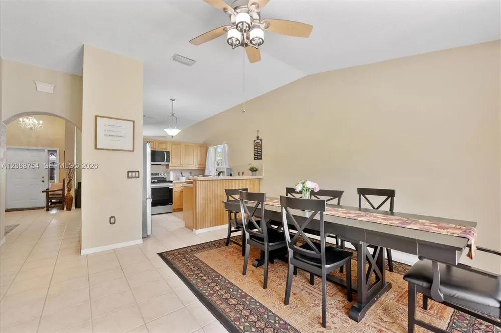2835 SE 4th Pl Homestead, FL 33033