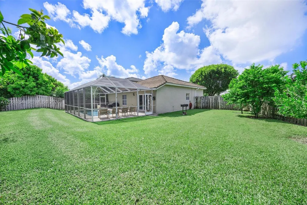 2835 SE 4th Pl Homestead, FL 33033