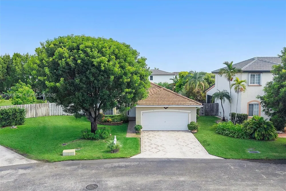 2835 SE 4th Pl Homestead, FL 33033
