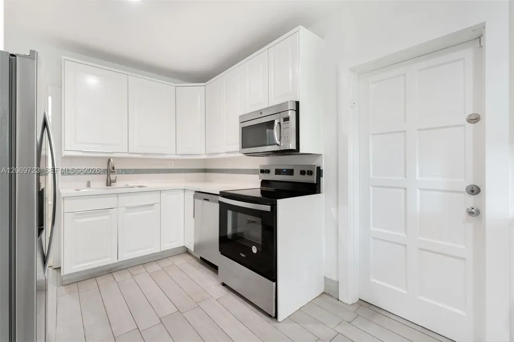4724 Orduna Dr Coral Gables, FL 33146
