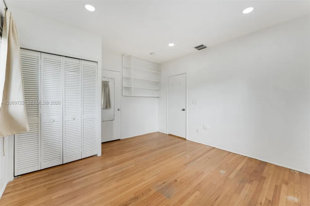 4724 Orduna Dr Coral Gables, FL 33146
