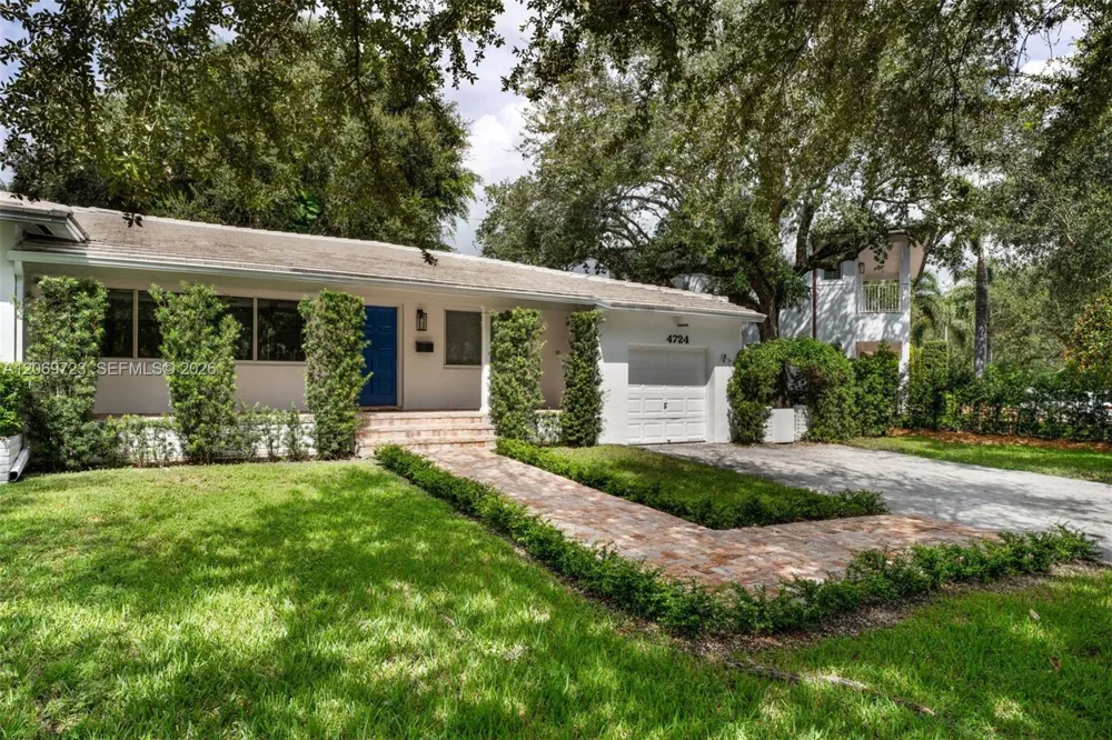 4724 Orduna Dr Coral Gables, FL 33146