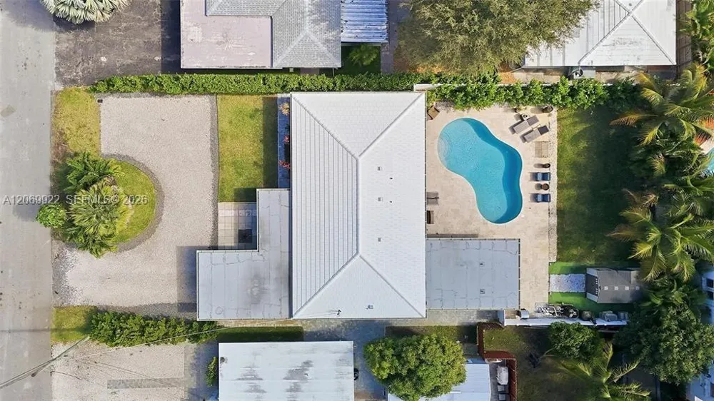 1580 NE 34th St Oakland Park, FL 33334