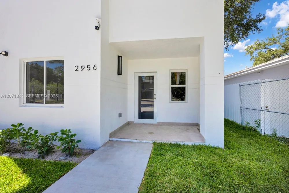 2770 NW 44 ST Miami, FL 33142