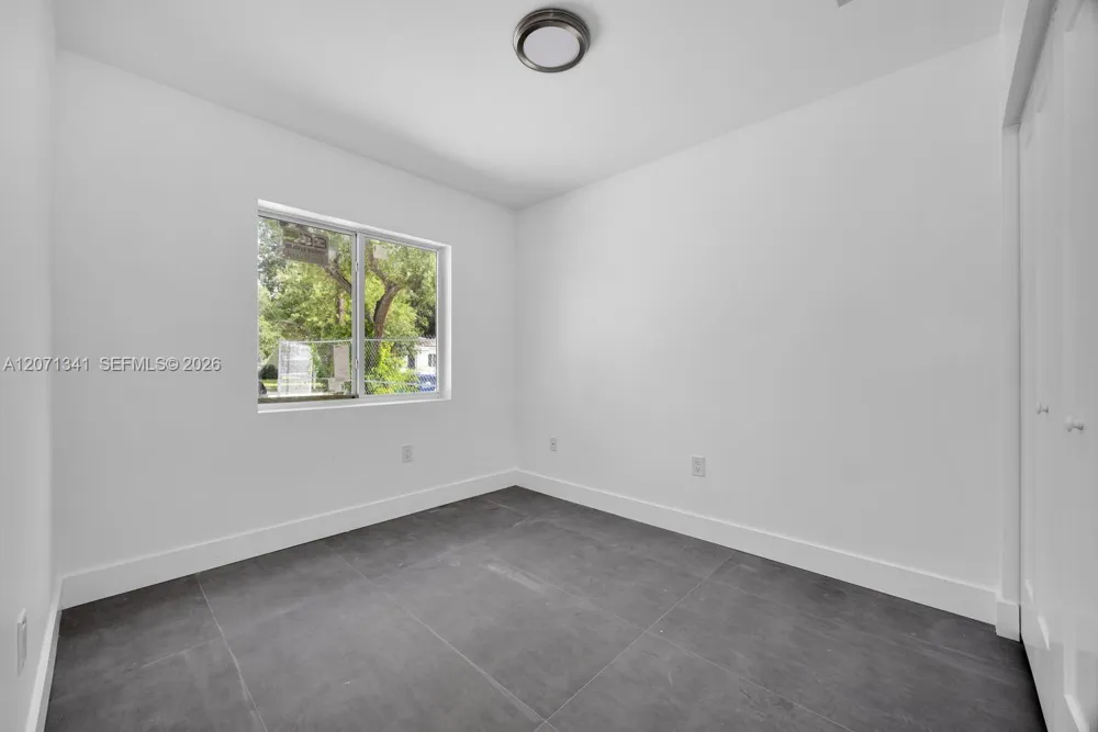 2770 NW 44 ST Miami, FL 33142