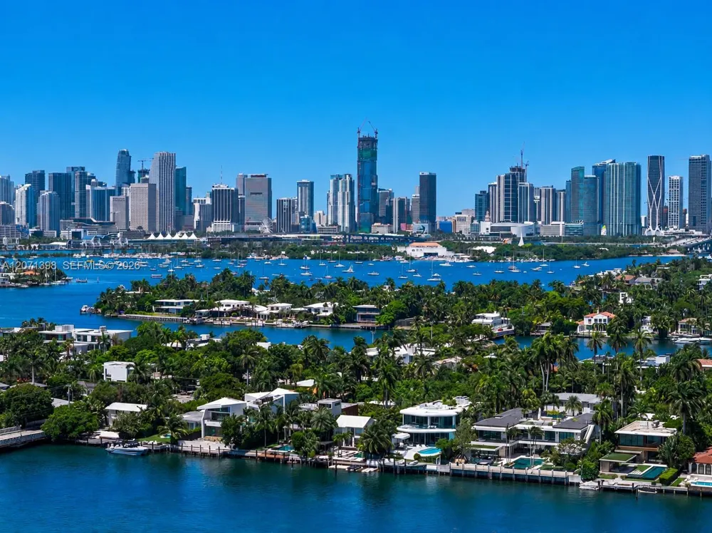 455 E Dilido Dr Miami Beach, FL 33139