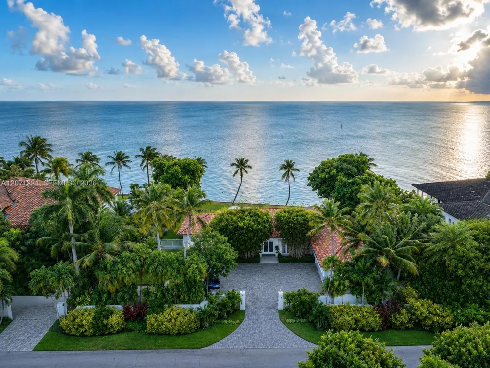 520 S Mashta Dr Key Biscayne, FL 33149
