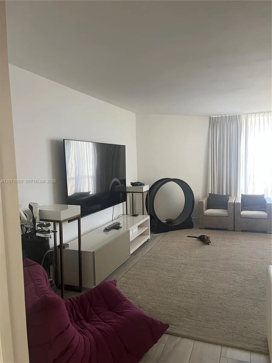 20191 E Country Club Dr #503 Aventura, FL 33180