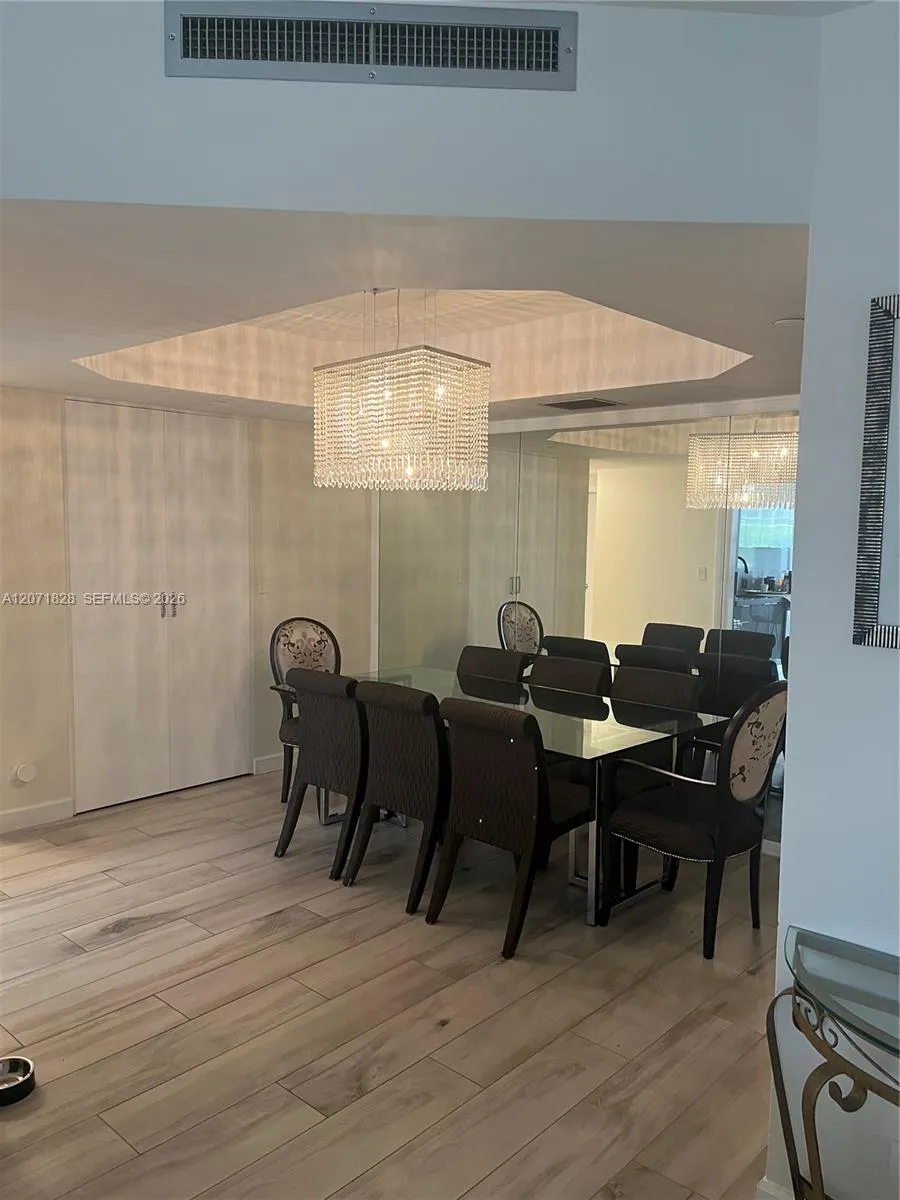 20191 E Country Club Dr #503 Aventura, FL 33180