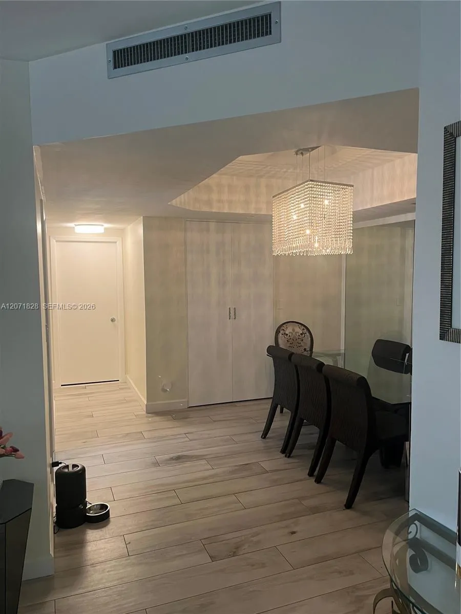 20191 E Country Club Dr #503 Aventura, FL 33180