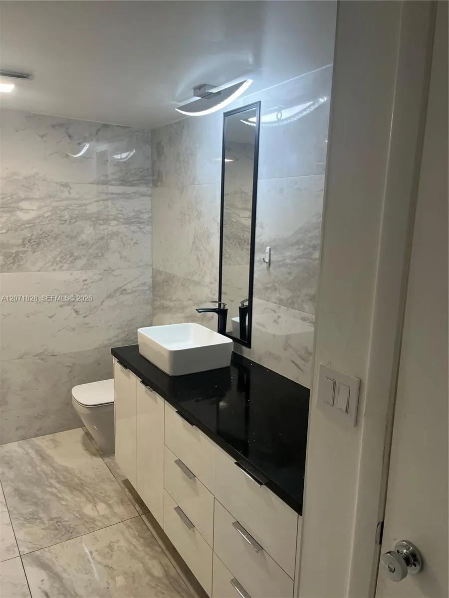 20191 E Country Club Dr #503 Aventura, FL 33180
