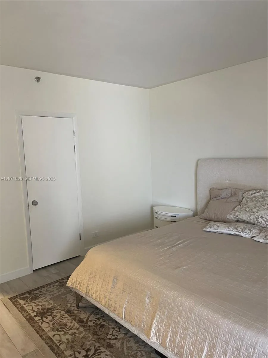 20191 E Country Club Dr #503 Aventura, FL 33180