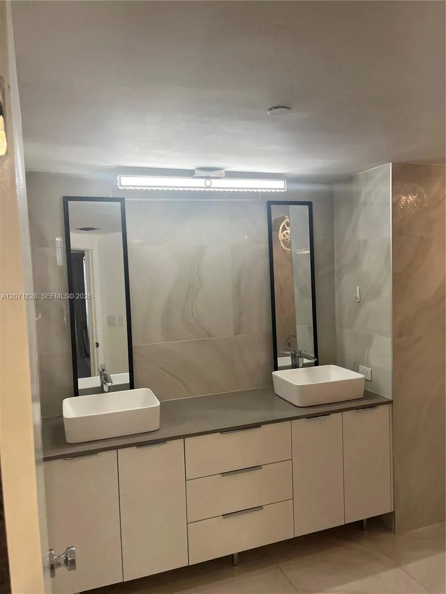 20191 E Country Club Dr #503 Aventura, FL 33180