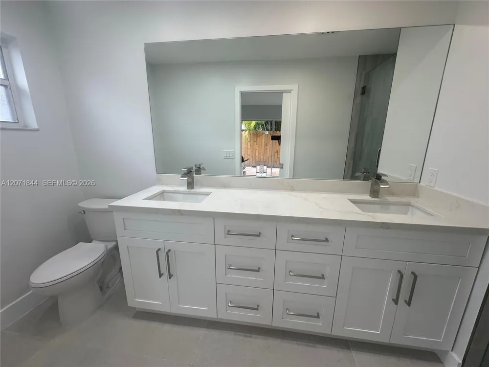 5768 NW 98th Pl #0 Doral, FL 33178