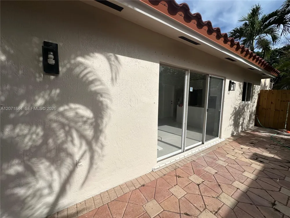 5768 NW 98th Pl #0 Doral, FL 33178