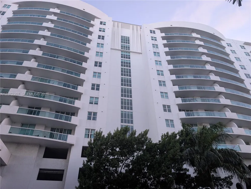 7900 Harbor Island Dr #505 North Bay Village, FL 33141