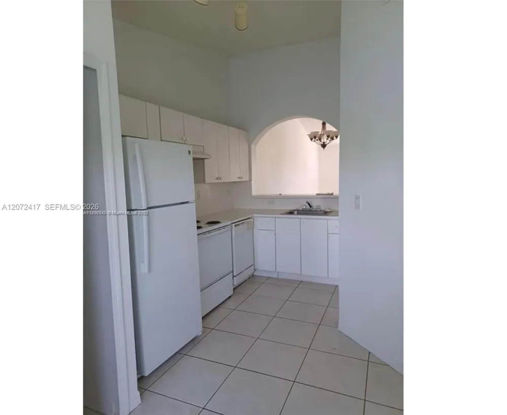1270 SE 26th St #205 Homestead, FL 33035