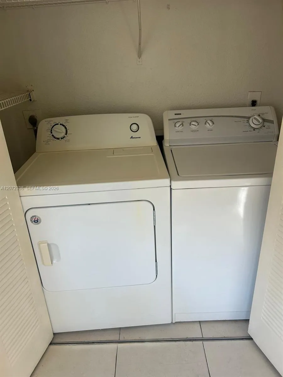3480 Pinewalk Dr N #135 Margate, FL 33063