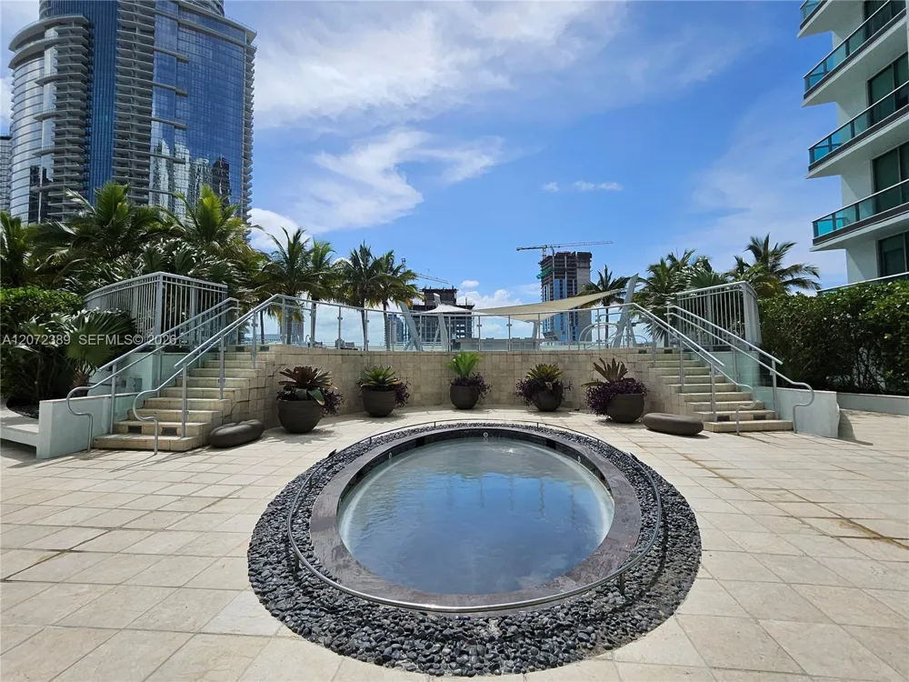 900 Biscayne Blvd #4210 Miami, FL 33132
