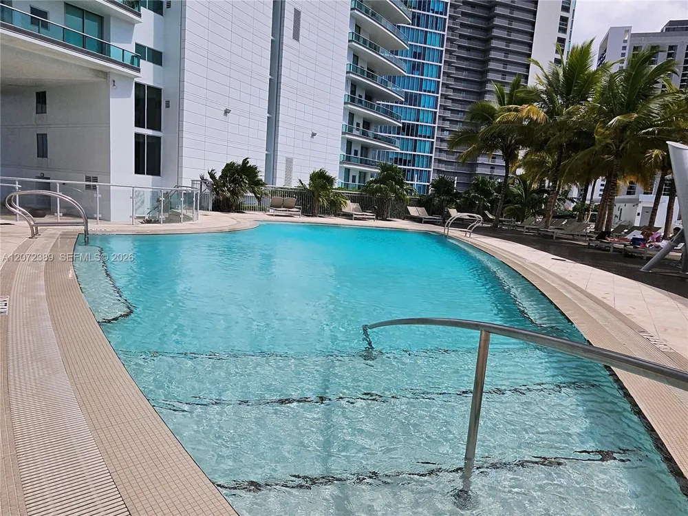 900 Biscayne Blvd #4210 Miami, FL 33132