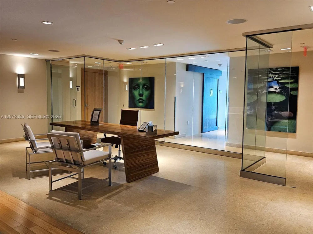 900 Biscayne Blvd #4210 Miami, FL 33132