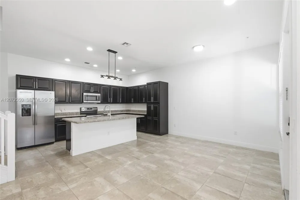 12441 NW 18th Ct Pembroke Pines, FL 33028