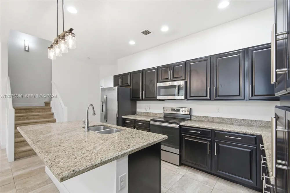 12441 NW 18th Ct Pembroke Pines, FL 33028