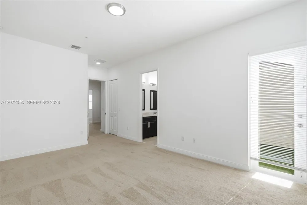 12441 NW 18th Ct Pembroke Pines, FL 33028