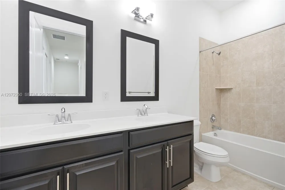 12441 NW 18th Ct Pembroke Pines, FL 33028