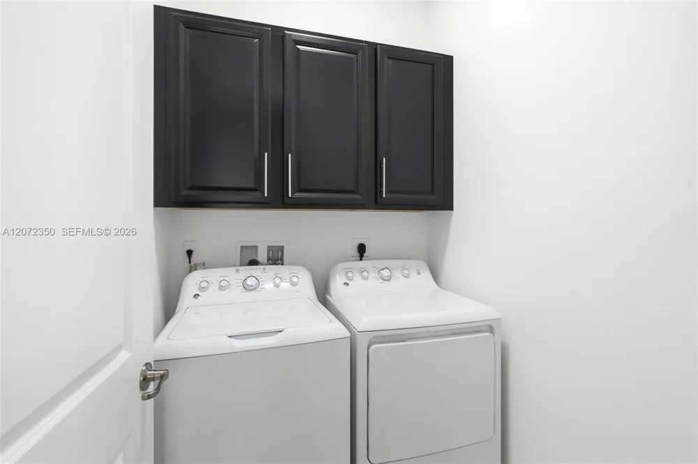 12441 NW 18th Ct Pembroke Pines, FL 33028