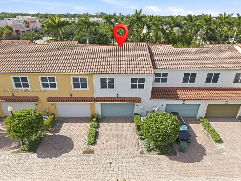 12441 NW 18th Ct Pembroke Pines, FL 33028
